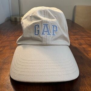 GAP Adjustable Baseball Hat